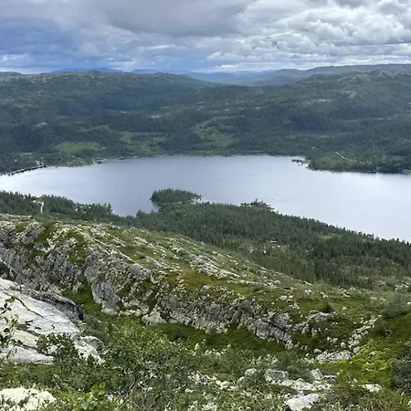 Semesterbostad Hytta Pa Fikstjonn Med Panoramautsikt *