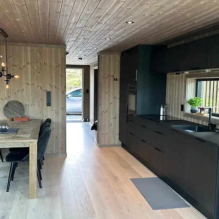 Hébergement de vacances Hytta Pa Fikstjonn Med Panoramautsikt Hjartdal