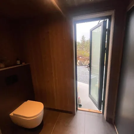 Hytta Pa Fikstjonn Med Panoramautsikt *